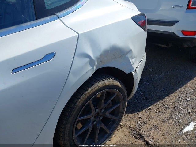 2018 TESLA MODEL 3 5YJ3E1EA6JF023243 Photo 5