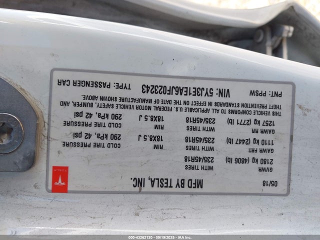 2018 TESLA MODEL 3 5YJ3E1EA6JF023243 Photo 8