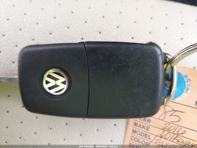 Volkswagen 2016 2016 1VWBT7A37GC024318 Image 11
