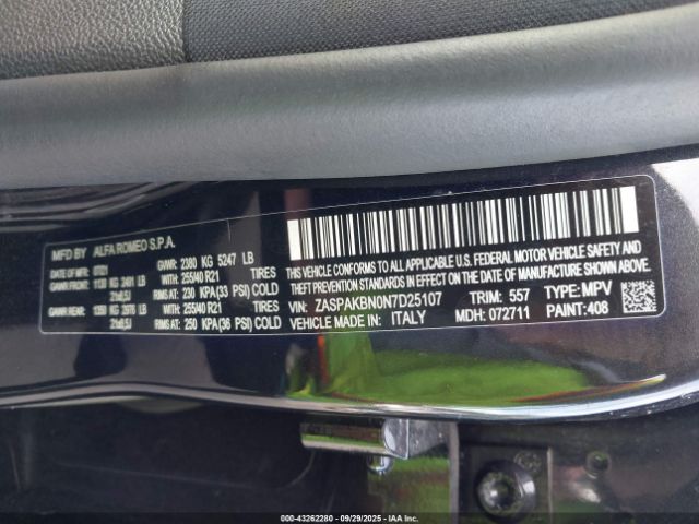 2022 ALFA ROMEO STELVIO ZASPAKBN0N7D25107 Photo 8