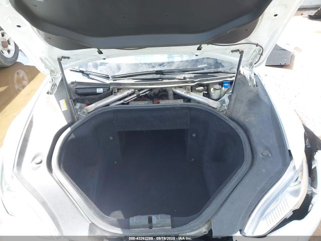 2014 TESLA MODEL S 5YJSA1H17EFP41604 Photo 9
