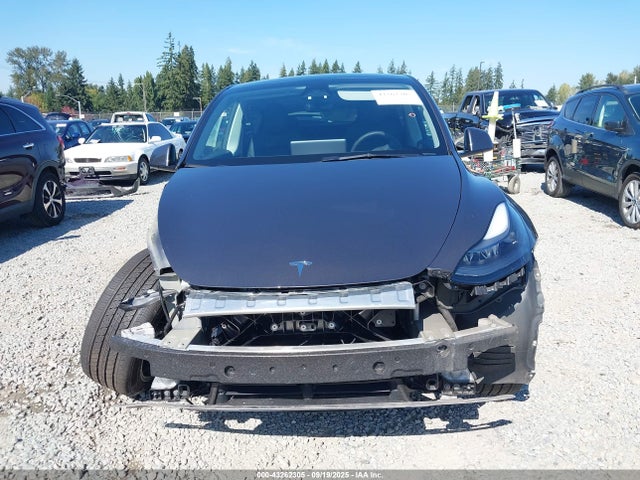 7SAYGDEE2PF929129 Tesla 2023