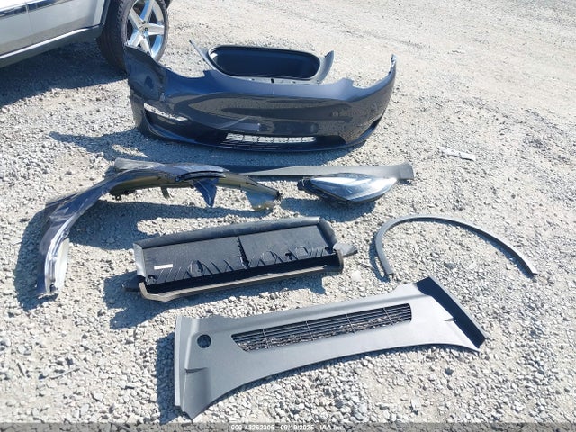 7SAYGDEE2PF929129 Tesla 2023