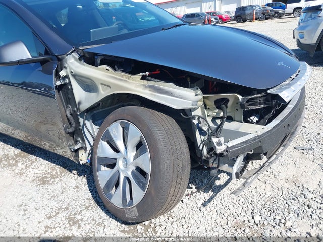 7SAYGDEE2PF929129 Tesla 2023