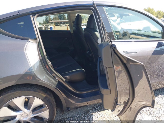 7SAYGDEE2PF929129 Tesla 2023