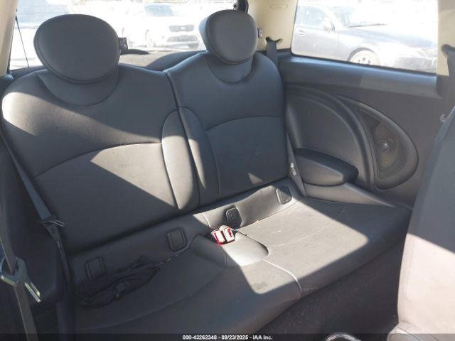 2011 MINI COOPER S WMWSV3C59BTY10955 Photo 7