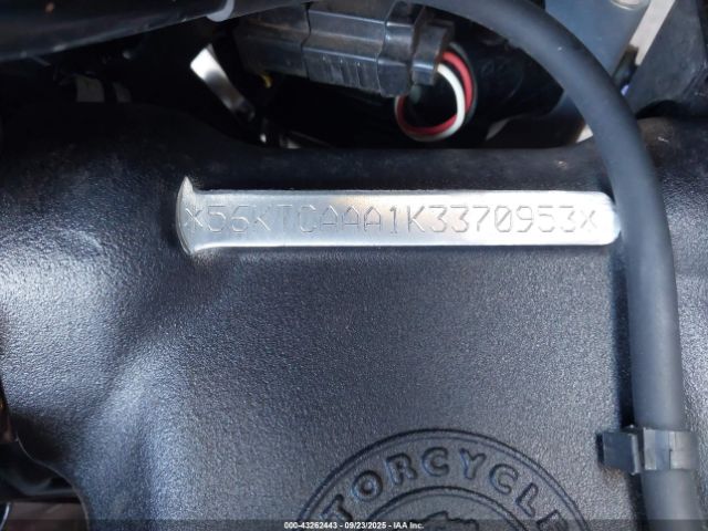 2019 INDIAN MOTORCYCLE CO. CHIEFTAIN 56KTCAAA1K3370953 Photo 9