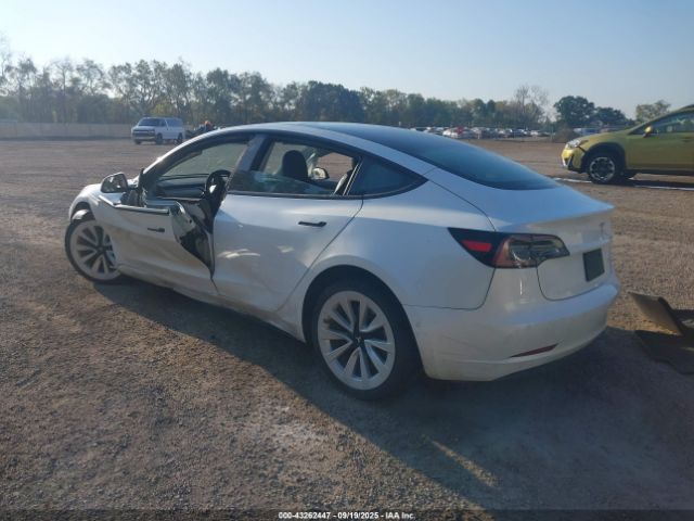 2022 TESLA MODEL 3 5YJ3E1EB5NF270753 Photo 2