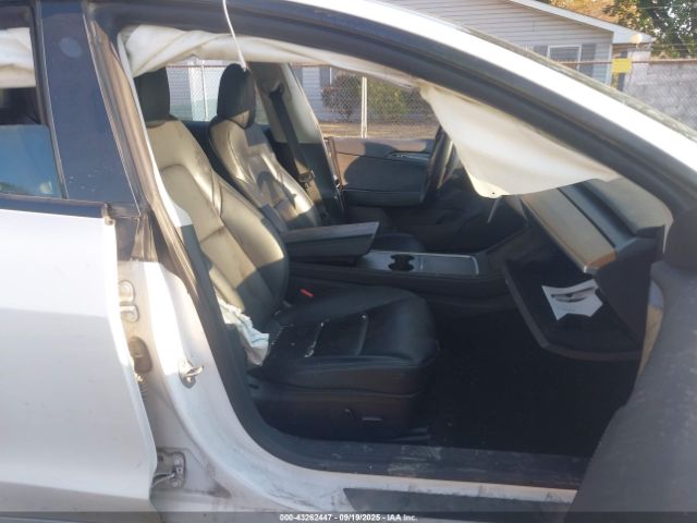 2022 TESLA MODEL 3 5YJ3E1EB5NF270753 Photo 4