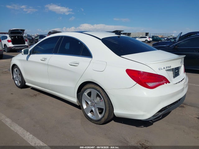WDDSJ4GB3FN205303 Mercedes-Benz 2015