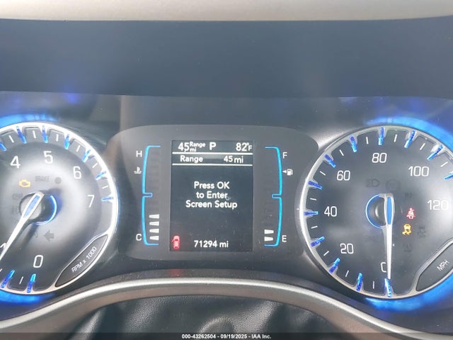2C4RC1CG9HR505887 Chrysler Pacifica