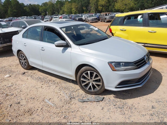 2017 VOLKSWAGEN JETTA 3VWDB7AJ7HM323415