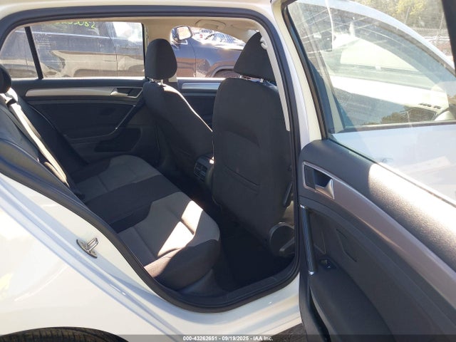 WVWKP7AU4GW907128 Volkswagen E-Golf