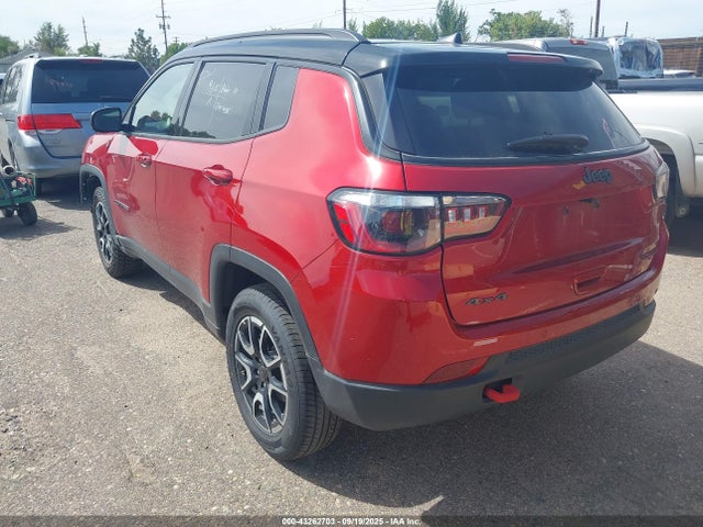3C4NJDDN8ST584847 Jeep Compass
