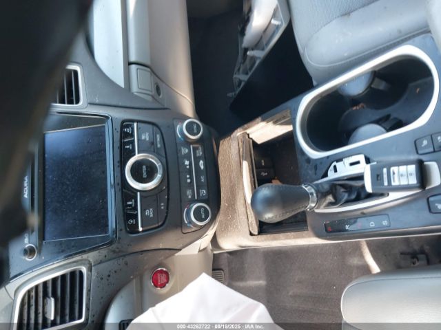 2016 ACURA RDX 5J8TB3H7XGL009714 Photo 10