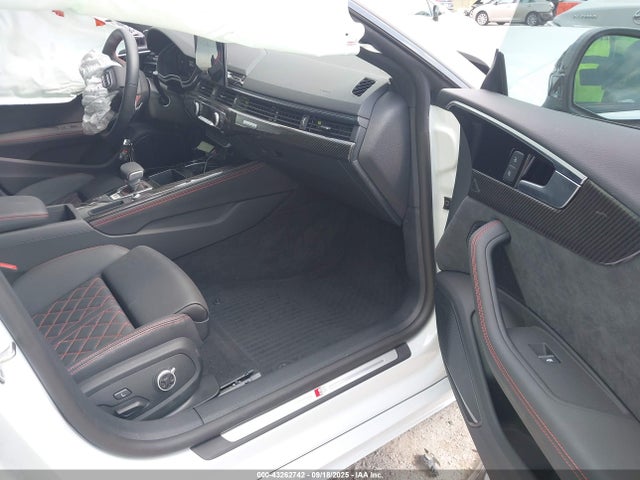2025 AUDI S5 SPORTBACK WAUC4CF55SA008255 Photo 4