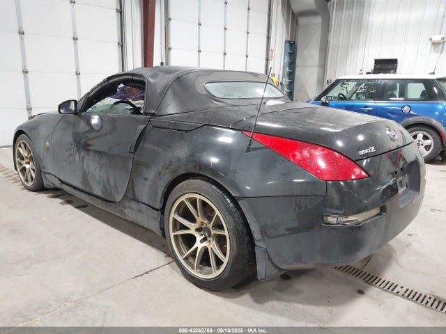 2006 NISSAN 350Z JN1AZ36AX6M458211 Photo 2