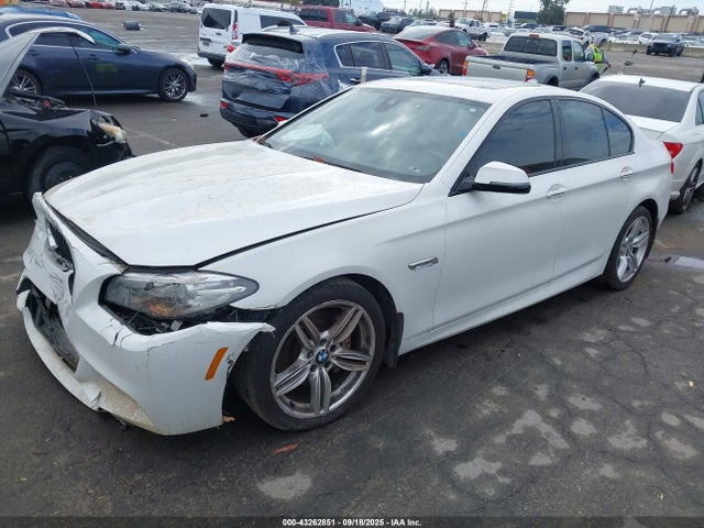 BMW 2015 2015 WBA5B3C56FD548284 Image 2