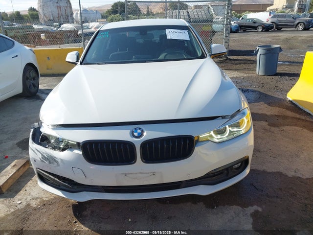 WBA8A9C55JAH12687 BMW 2018