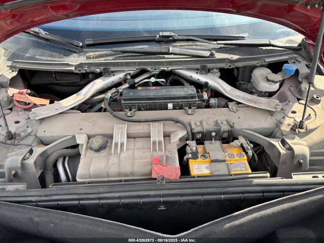 43262973 :رقم المزاد ، 5YJSA1E21GF156369 vin ، 2016 Tesla Model S مزاد بيع