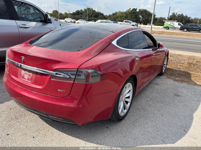 43262973 :رقم المزاد ، 5YJSA1E21GF156369 vin ، 2016 Tesla Model S مزاد بيع