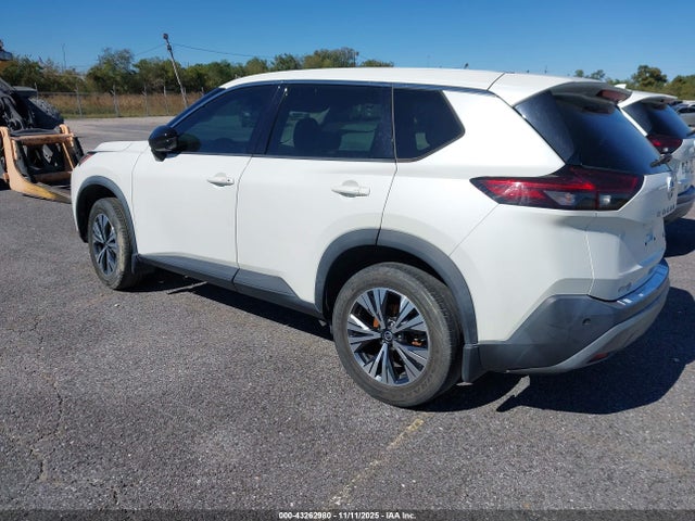 5N1AT3BA6MC745208 Nissan Rogue