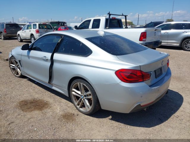 2018 BMW 440I WBA4W7C57JAB87944 Photo 2