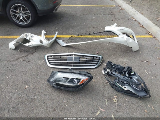 Mercedes-Benz 2014 2014 WDDUG8CB1EA032374 Image 12
