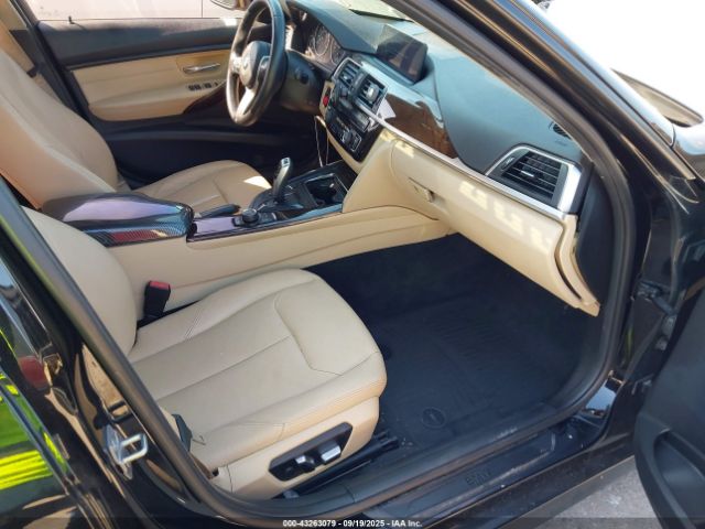 2017 BMW 320I WBA8E1G53HNU15269 Photo 4