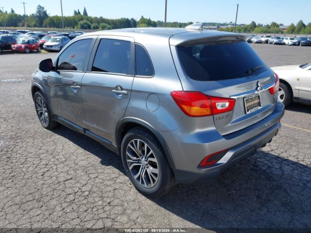 2018 MITSUBISHI OUTLANDER SPORT JA4AP3AW6JZ036299 Photo 2