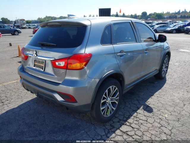 2018 MITSUBISHI OUTLANDER SPORT JA4AP3AW6JZ036299 Photo 3