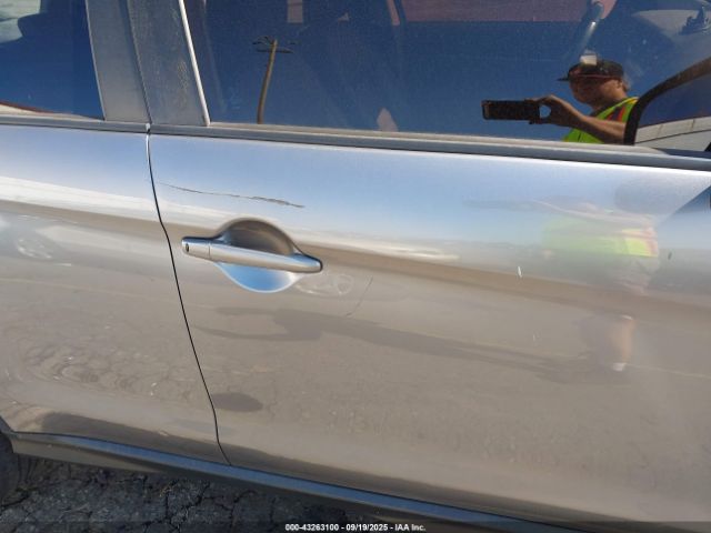 2018 MITSUBISHI OUTLANDER SPORT JA4AP3AW6JZ036299 Photo 5