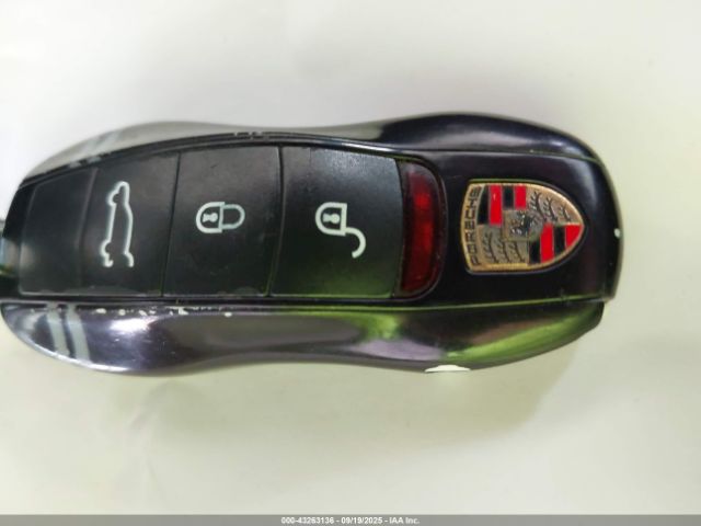 2016 PORSCHE CAYENNE WP1AA2A22GLA03311 Photo 10