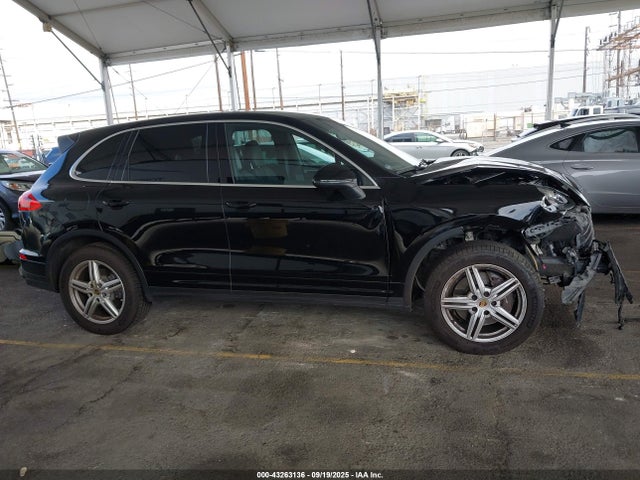 WP1AA2A22GLA03311 Porsche 2016