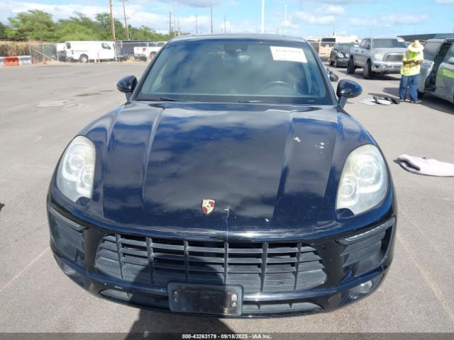 2017 PORSCHE MACAN WP1AA2A57HLB00905 Photo 5