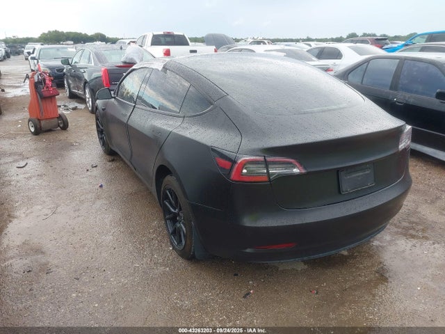 2023 TESLA MODEL 3 5YJ3E1EA1PF411506 Photo 2