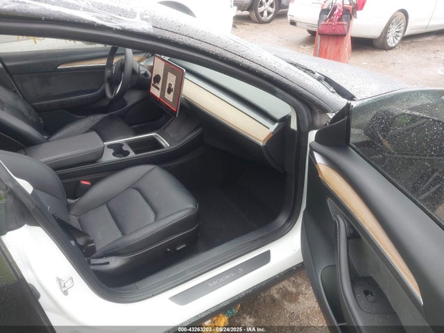 2023 TESLA MODEL 3 5YJ3E1EA1PF411506 Photo 4