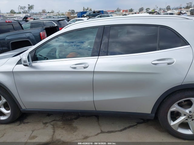 WDCTG4EB7JJ498486 Mercedes-Benz m270