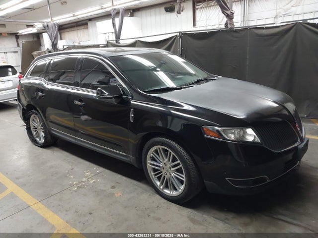 2LMHJ5AT5GBL00597 Lincoln MKT