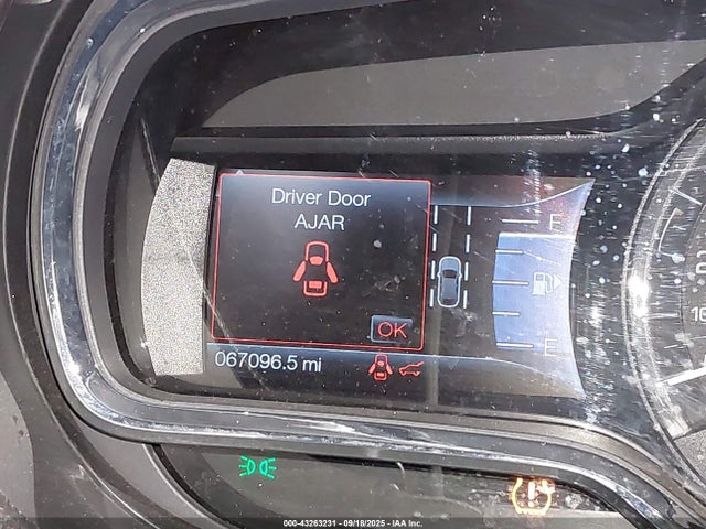 2LMHJ5AT5GBL00597 Lincoln MKT