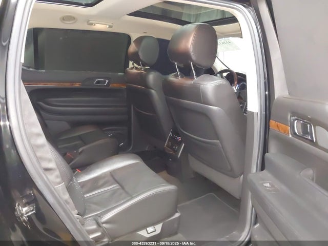 2LMHJ5AT5GBL00597 Lincoln MKT