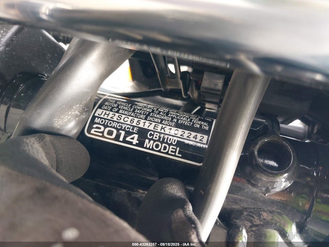 JH2SC6517EK102242 Honda Sc65e-5200001