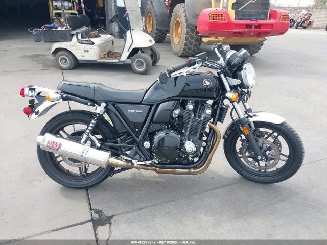 JH2SC6517EK102242 Honda Sc65e-5200001