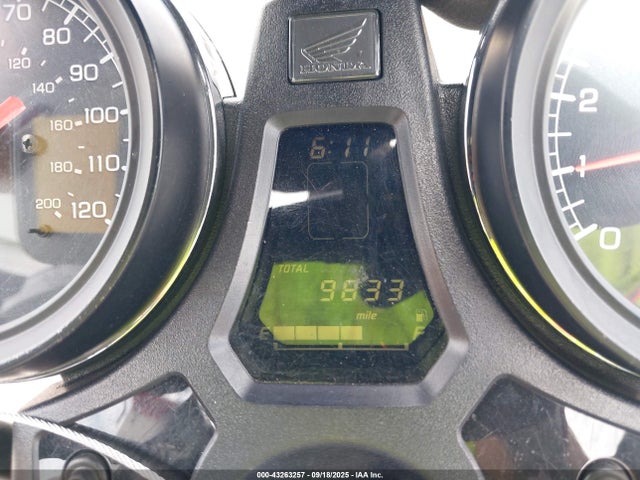 JH2SC6517EK102242 Honda Sc65e-5200001
