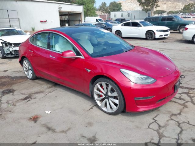 2019 TESLA MODEL 3 5YJ3E1EB8KF393510 Photo 0
