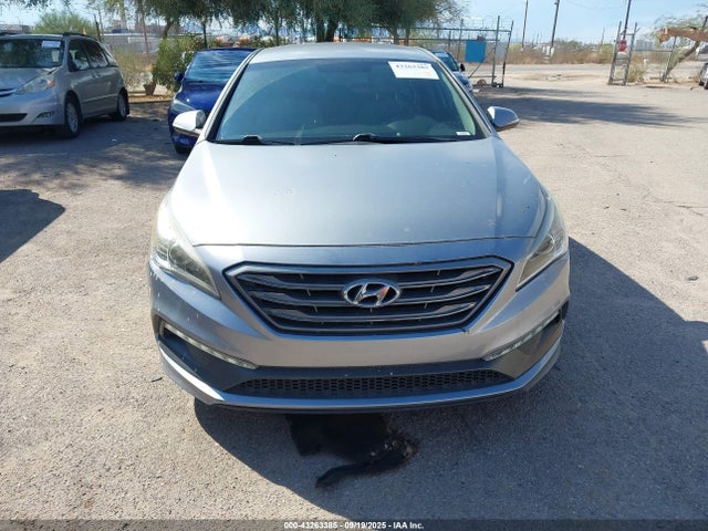 5NPE34AF1HH437978 Hyundai 2017