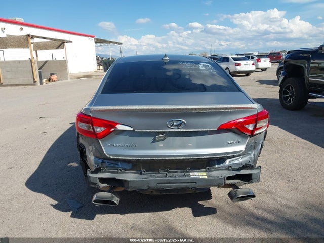 5NPE34AF1HH437978 Hyundai 2017