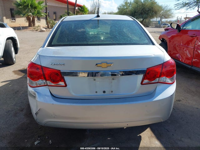 1G1PB5SH1E7451678 Chevrolet luw