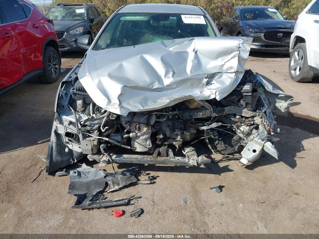 1G1PB5SH1E7451678 Chevrolet luw