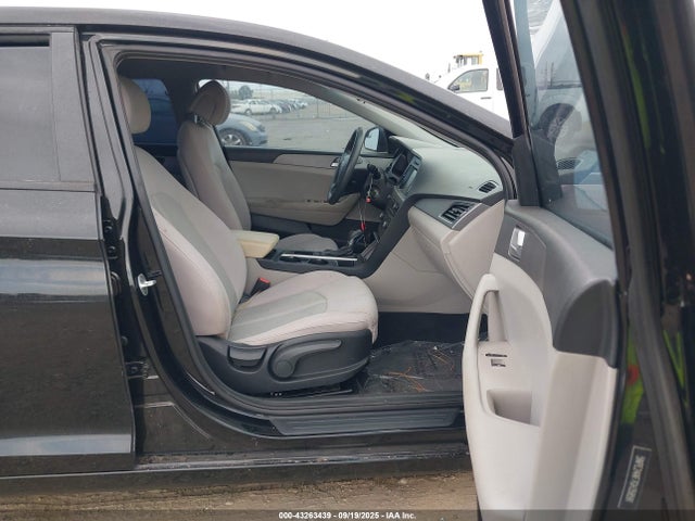Hyundai SONATA SE 2016 5NPE24AF7GH358591 Image 5